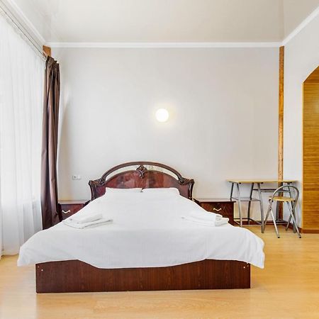 Best Apartment In The City Centre Одесса Экстерьер фото